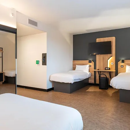 Bourg-en-bresse Hotel Viriat